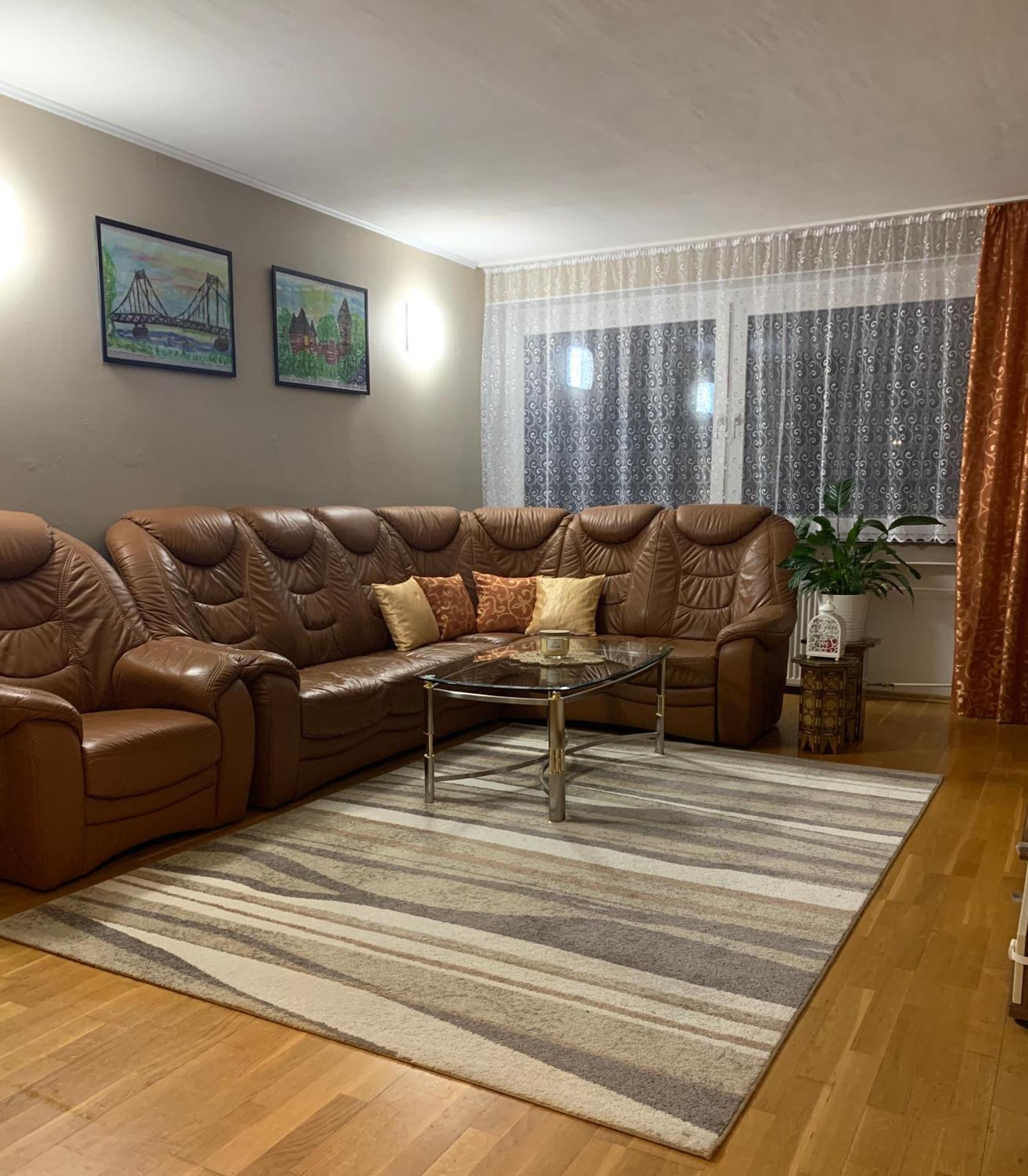 Leon'S Apartment Krefeld Exterior photo